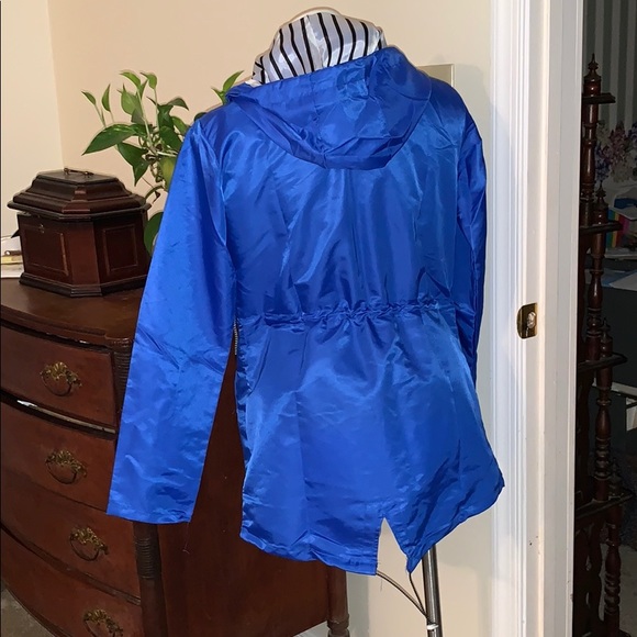 NWOT. Raincoat - Picture 2 of 3